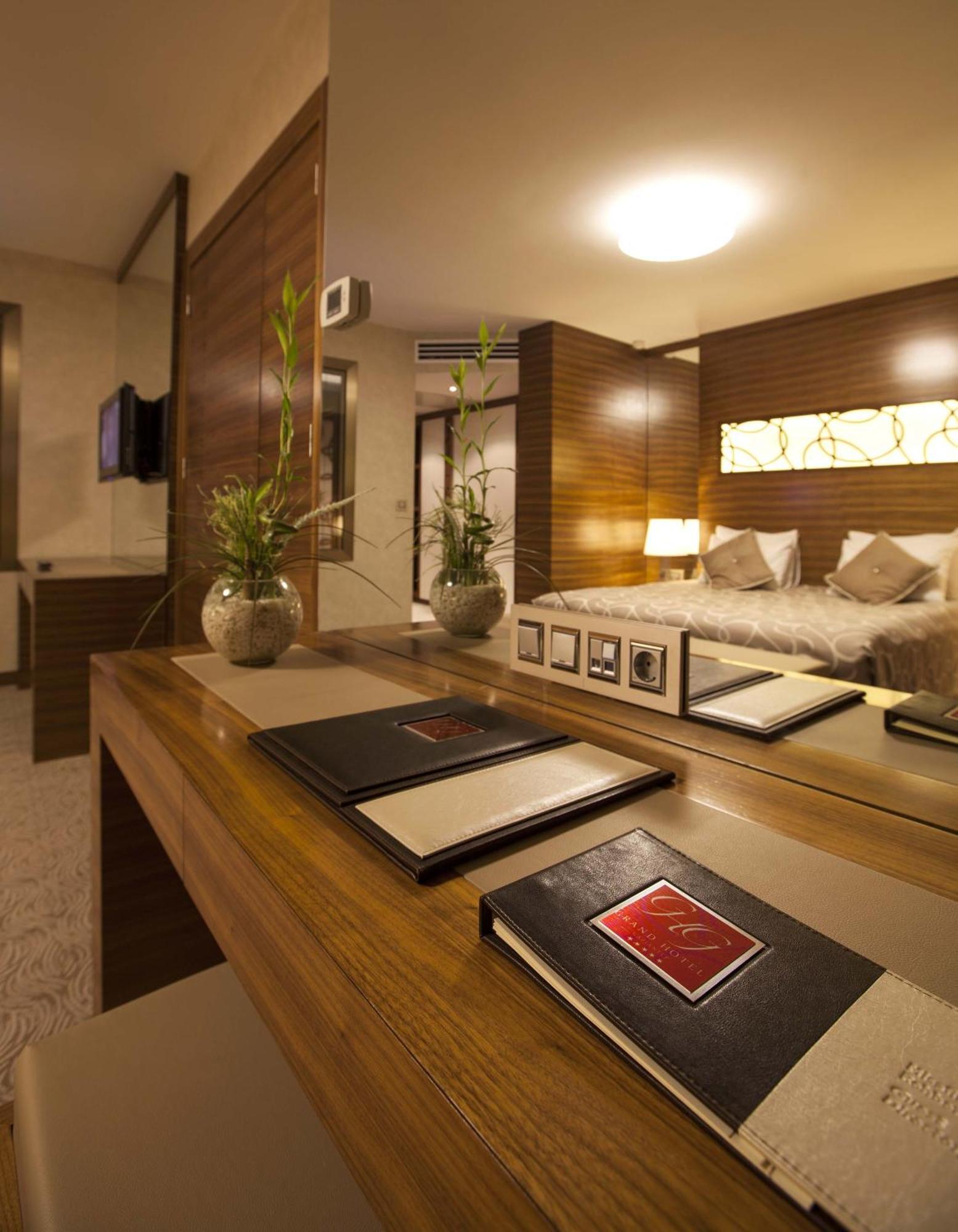 Grand Hotel Gaziantep Exterior foto